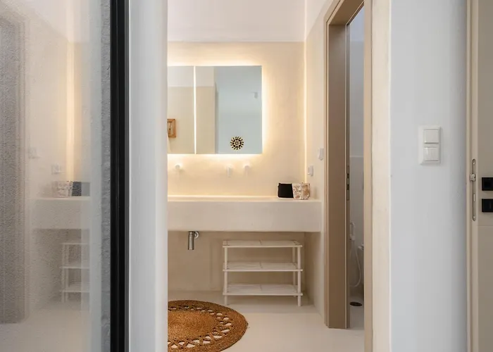 Gr - La Punta Villa *